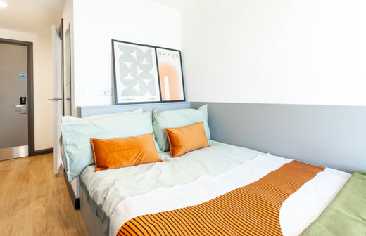 Bronze Plus En Suite